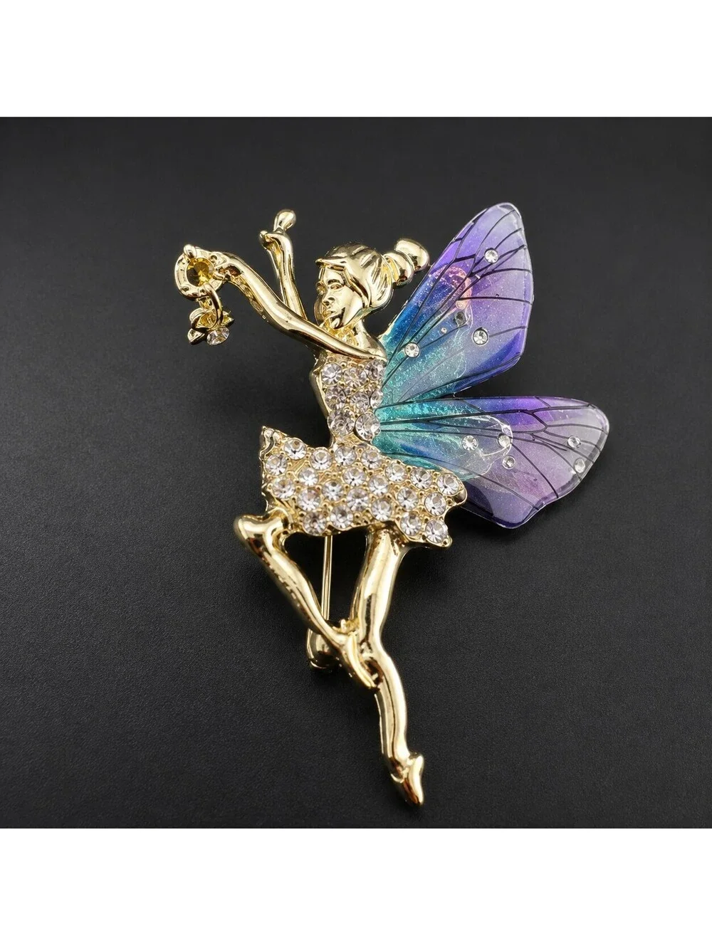 Elegant Forest Deer Brooch Pin for Women